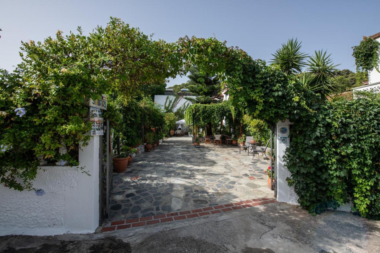 Katikies Stamatias Studios & Maisonettes Agnontas Exterior foto