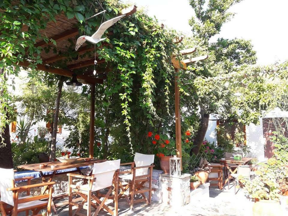 Katikies Stamatias Studios & Maisonettes Agnontas Exterior foto